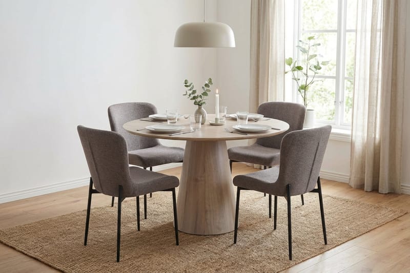 Siena-ruokailuryhmä, pyöreä 110 cm, valkokuullotettu, 4 Elsie-ruokatuolia - Valkokuullotettu/harmaa - Huonekalut - Pöytä & ruokailuryhmä - Ruokailuryhmä