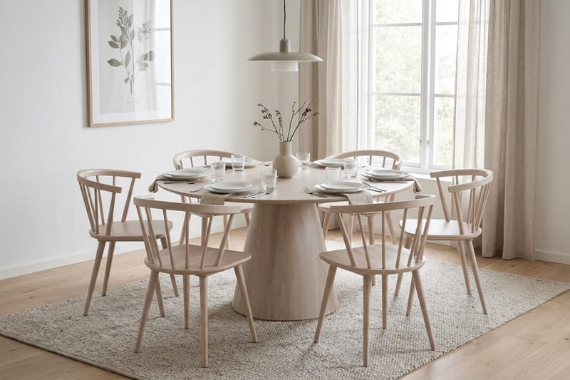 Siena-ruokailuryhmä, pyöreä 150 cm, valkolakattu, 6 Tyrö-ruokatuolia - Valkokuultolakattu - Huonekalut - Pöytä & ruokailuryhmä - Ruokailuryhmä