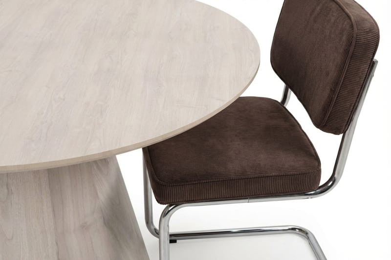 Siena-ruokailuryhmä, pyöreä 130 cm, valkolakattu, 6 Milva-ruokatuolia - Valkolakattu/ruskea/kromi - Huonekalut - Pöytä & ruokailuryhmä - Ruokailuryhmä