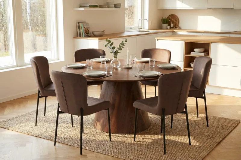 Siena Ruokailuryhmä Pyöreä 150 cm Pähkinä ja 6 Elsie Ruokatuolia - Pähkinä/Ruskea - Huonekalut - Pöytä & ruokailuryhmä - Ruokailuryhmä