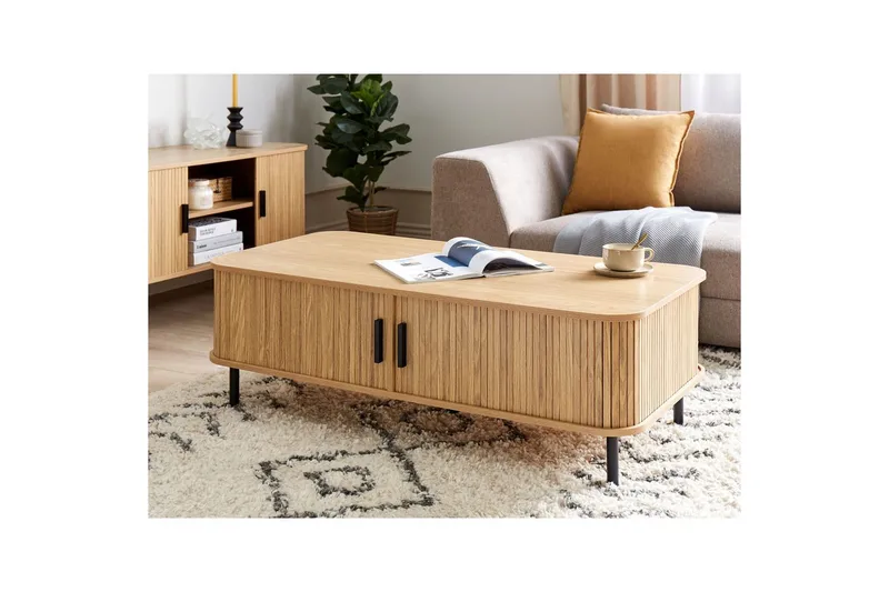 Soffbord Beliani Bradley Light wood||Black - Huonekalut - Pöytä & ruokailuryhmä - Sohvapöytä