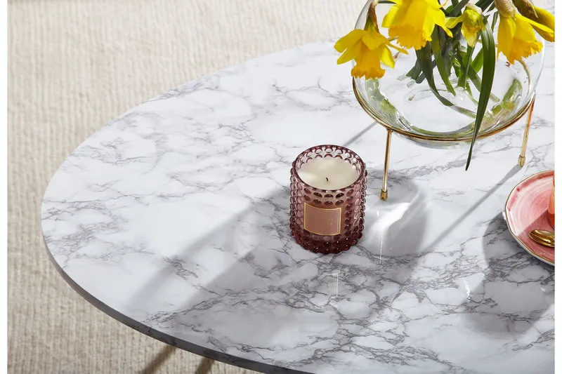 Sohvapöytä Clanton 120 cm Soikea - Valkoinen/Kulta - Huonekalut - Pöytä & ruokailuryhmä - Sohvapöytä