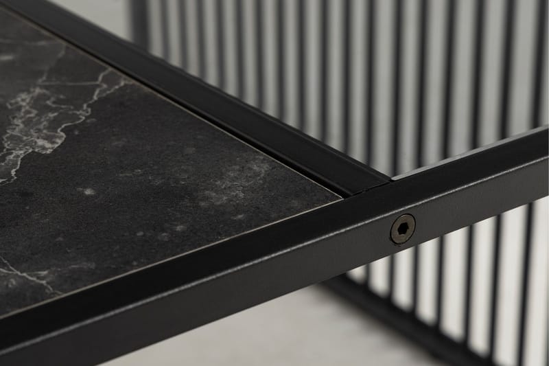 Sohvapöytä Saklani 80x80 cm - Musta - Huonekalut - Pöytä & ruokailuryhmä - Sohvapöytä