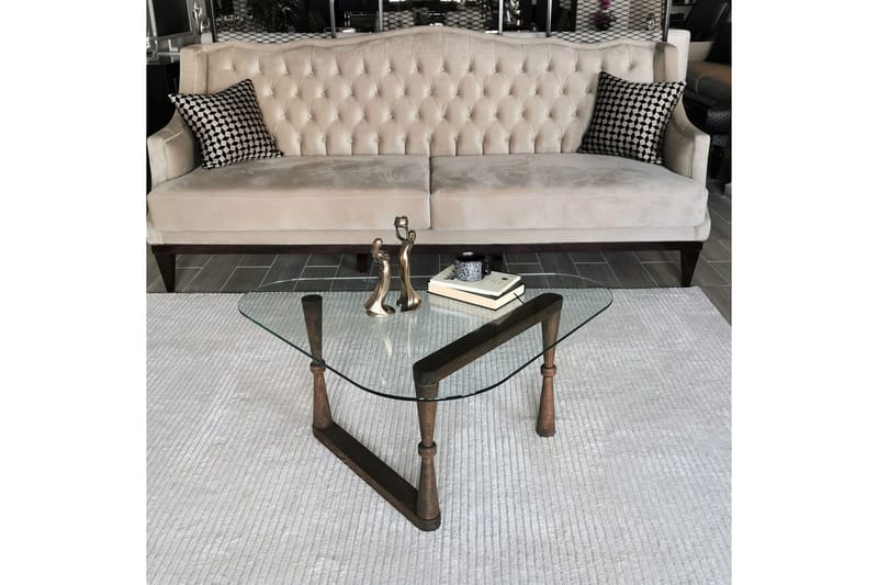 Sohvapöytä Vallsbo 96 cm Kolmikulmainen - Pähkinänruskea - Huonekalut - Pöytä & ruokailuryhmä - Sohvapöytä