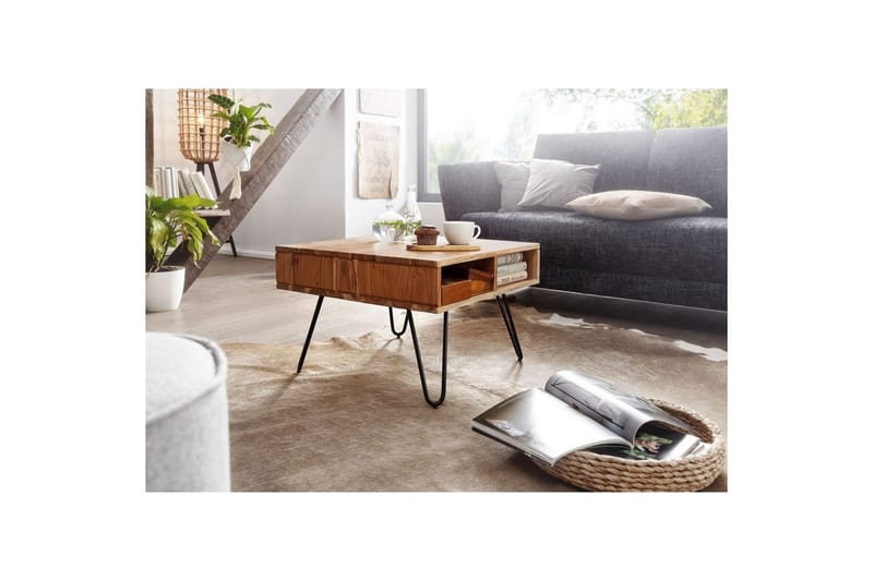 Sohvapöytä Wohnling Massiivipuu 60 cm neliö neljällä säilytyslokerikolla maalaismainen - Huonekalut - Pöytä & ruokailuryhmä - Sohvapöytä