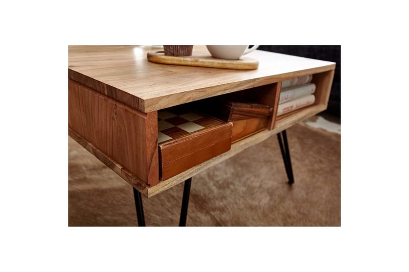 Sohvapöytä Wohnling Massiivipuu 60 cm neliö neljällä säilytyslokerikolla maalaismainen - Huonekalut - Pöytä & ruokailuryhmä - Sohvapöytä