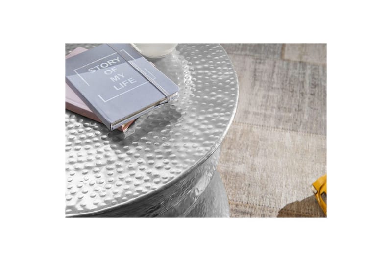 Sohvapöytä Wohnling Pyöreä vasaroitu alumiinipinta lakattu itämainen - Huonekalut - Pöytä & ruokailuryhmä - Sohvapöytä