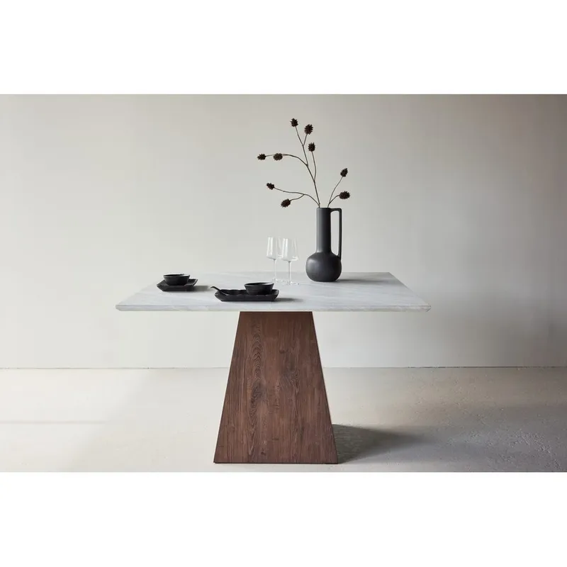 Suorakulmainen ruokapöytä Cael - Huonekalut - Pöytä & ruokailuryhmä - Ruokapöydät & keittiön pöydät