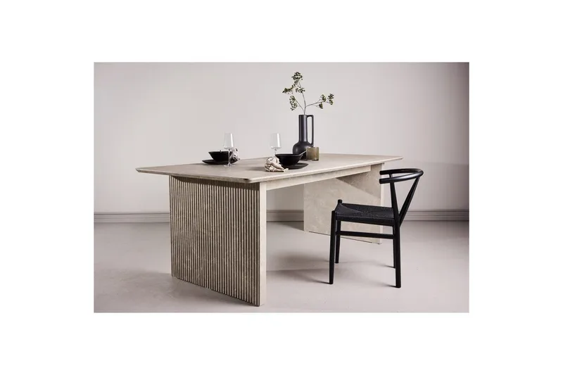 Suorakulmainen ruokapöytä Vail - Huonekalut - Pöytä & ruokailuryhmä - Ruokapöydät & keittiön pöydät