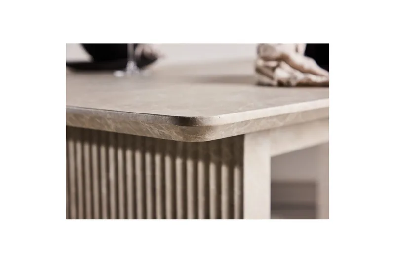 Suorakulmainen ruokapöytä Vail - Huonekalut - Pöytä & ruokailuryhmä - Ruokapöydät & keittiön pöydät