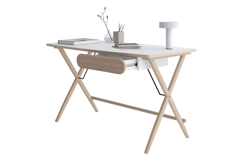 Aditiya Kirjoituspöytä 67x135 cm - Valkoinen - Huonekalut - Pöytä & ruokailuryhmä - Työpöytä - Tietokonepöytä