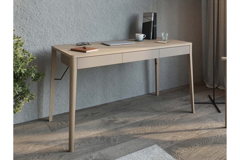 Aditiya Kirjoituspöytä 71x139 cm - Ruskea - Huonekalut - Pöytä & ruokailuryhmä - Työpöytä - Tietokonepöytä