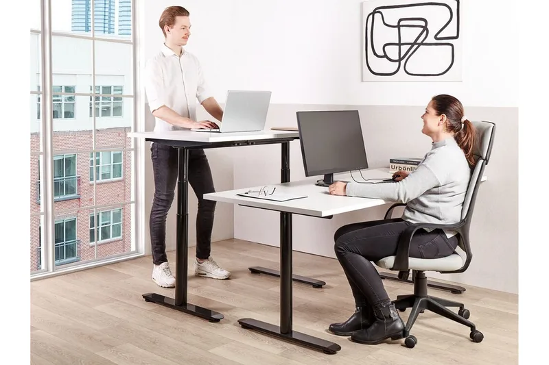 Banner Työpöytä 80x180 cm - Valkoinen/Musta - Huonekalut - Pöytä & ruokailuryhmä - Työpöytä
 - Tietokonepöytä