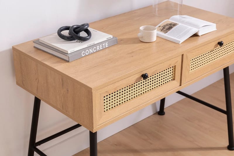 Kirjoituspöytä Makwana 107 cm - Natural - Huonekalut - Pöytä & ruokailuryhmä - Työpöytä - Kirjoituspöytä