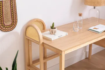 Kirjoituspöytä Makwana 130 cm - Natural - Huonekalut - Pöytä & ruokailuryhmä - Työpöytä - Kirjoituspöytä