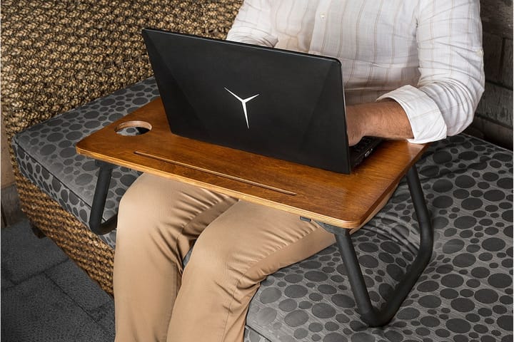 Laptopställ Parupe 60 cm - Pähkinänruskea/Musta - Kirjoituspöytä - Tietokonepöytä