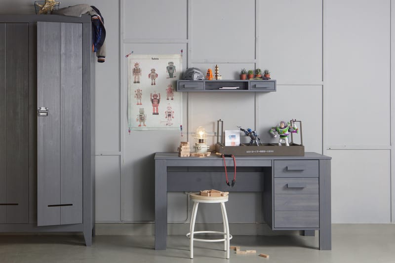 Tietokonepöytä Mitchell 141 cm Säilytyksellä Laatikko+kaappi - Teräksenharmaa - Huonekalut - Pöytä & ruokailuryhmä - Työpöytä - Kirjoituspöytä