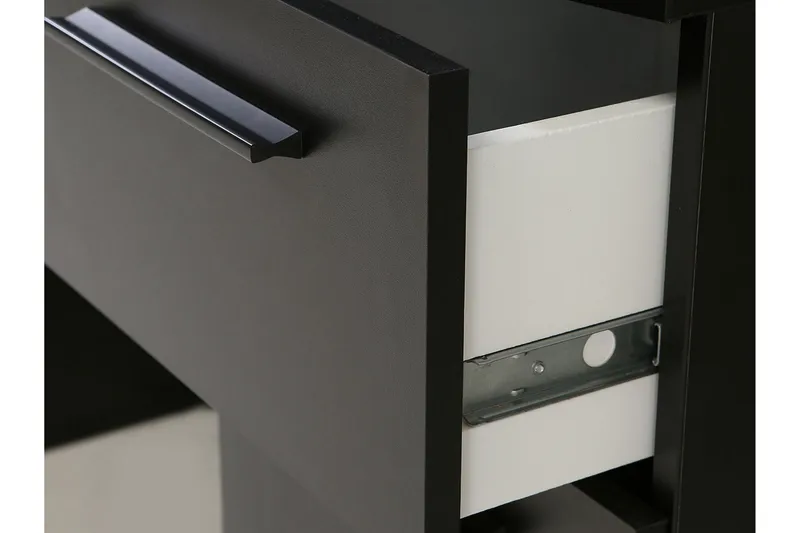 Pelipöytä Carcelen 140 cm - Musta - Huonekalut - Pöytä & ruokailuryhmä - Työpöytä - Pelipöytä