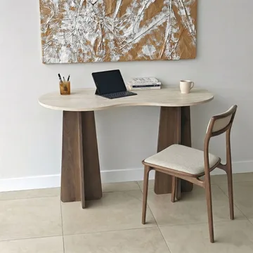 Soryn työpöytä 120x75x60 cm - Travertine Walnut - Huonekalut - Pöytä & ruokailuryhmä - Työpöytä - Tietokonepöytä