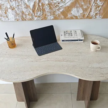 Soryn työpöytä 120x75x60 cm - Travertine Walnut - Huonekalut - Pöytä & ruokailuryhmä - Työpöytä - Tietokonepöytä