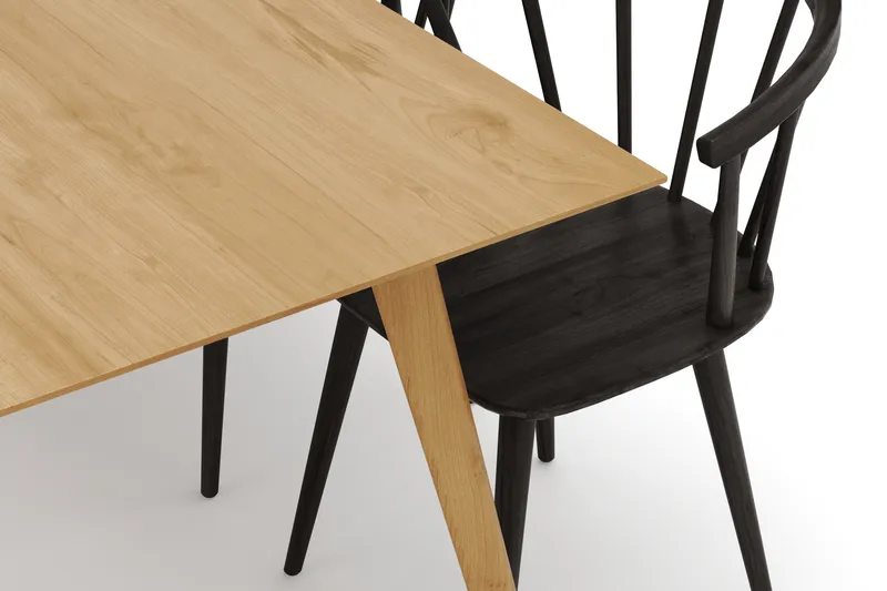 Tyrö Ruokailuryhmä, jossa 6 Tyrö Käsinojallista tuolia - Huonekalut - Pöytä & ruokailuryhmä - Ruokailuryhmä