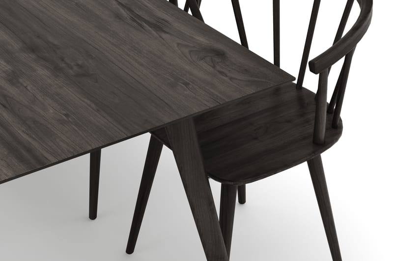 Tyrö Ruokailuryhmä, jossa 6 Tyrö Käsinojallista tuolia - Huonekalut - Pöytä & ruokailuryhmä - Ruokailuryhmä