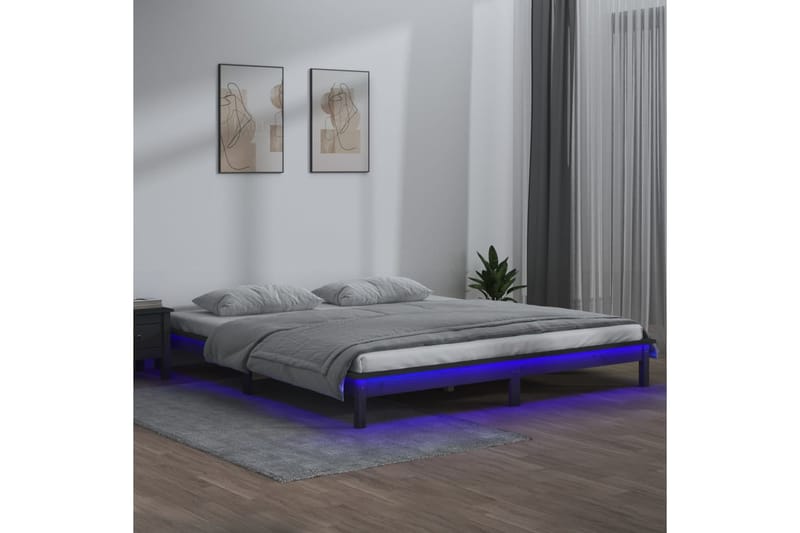 beBasic Sängynrunko LED valoilla harmaa 140x190 cm täysi puu - Harmaa - Sänkykehikot & sängynrungot