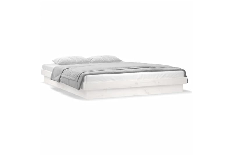 beBasic Sängynrunko LED-valoilla valkoinen 140x190 cm täysi puu - Valkoinen - Huonekalut - Sänky - Sänkykehikot & sängynrungot