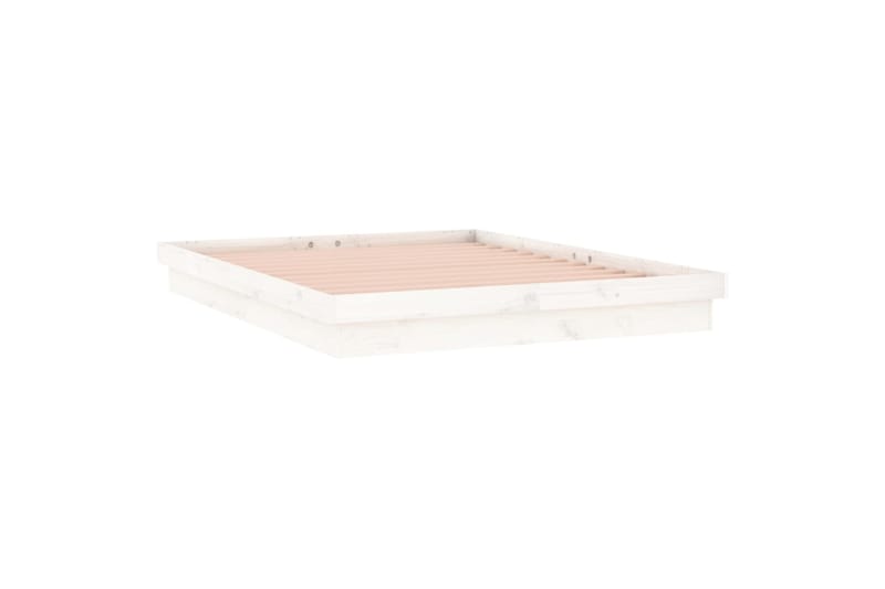 beBasic Sängynrunko LED-valoilla valkoinen 200x200 cm täysi puu - Valkoinen - Huonekalut - Sänky - Sänkykehikot & sängynrungot