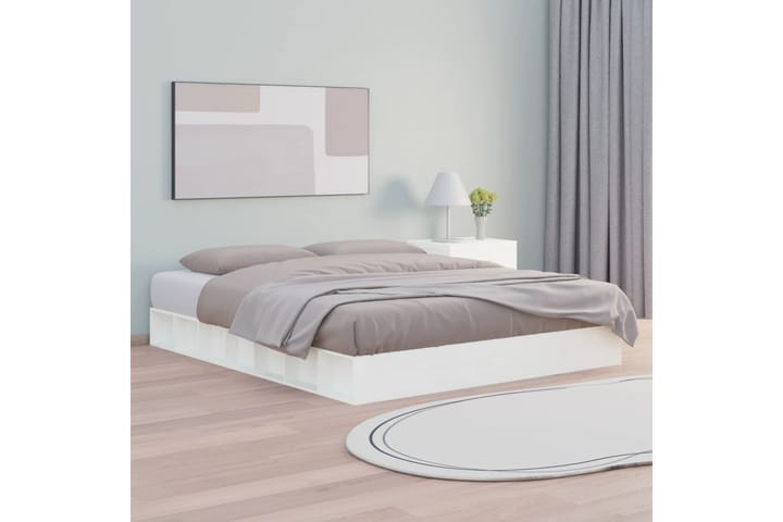 beBasic Sängynrunko valkoinen 120x200 cm täysi puu - Valkoinen - Sänkykehikot & sängynrungot