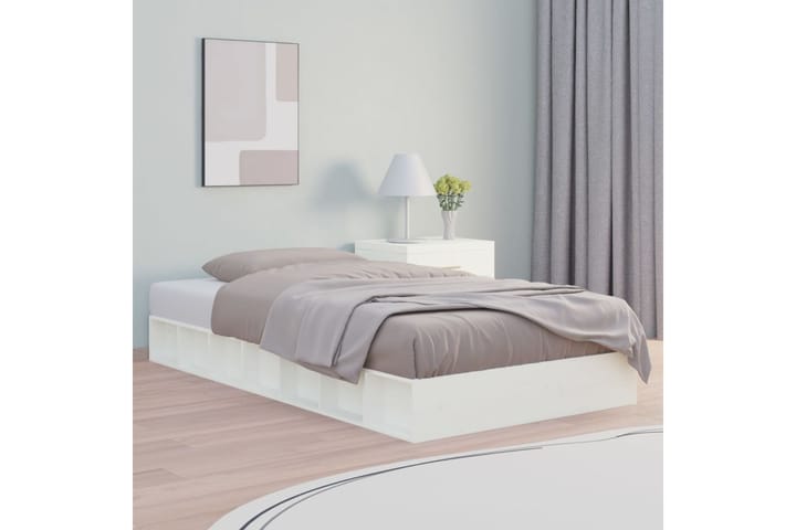 beBasic Sängynrunko valkoinen 140x190 cm täysi puu - Valkoinen - Sänkykehikot & sängynrungot