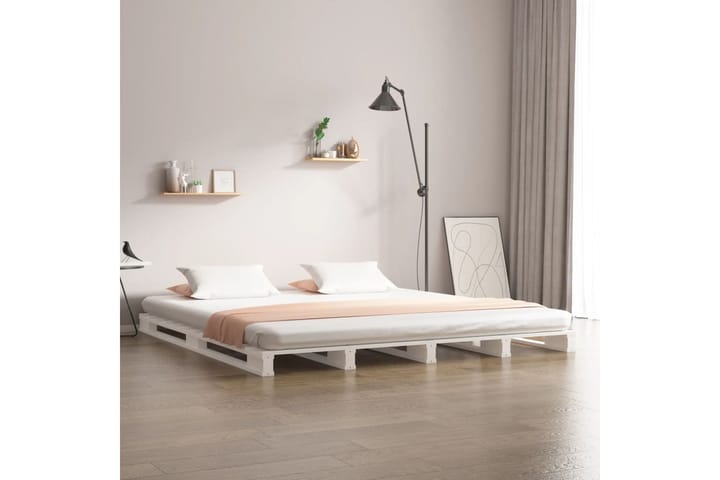 beBasic Sängynrunko valkoinen 140x200 cm täysi mänty - Valkoinen - Sänkykehikot & sängynrungot