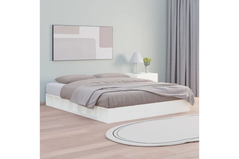 beBasic Sängynrunko valkoinen 200x200 cm täysi puu - Valkoinen - Huonekalut - Sänky - Sänkykehikot & sängynrungot