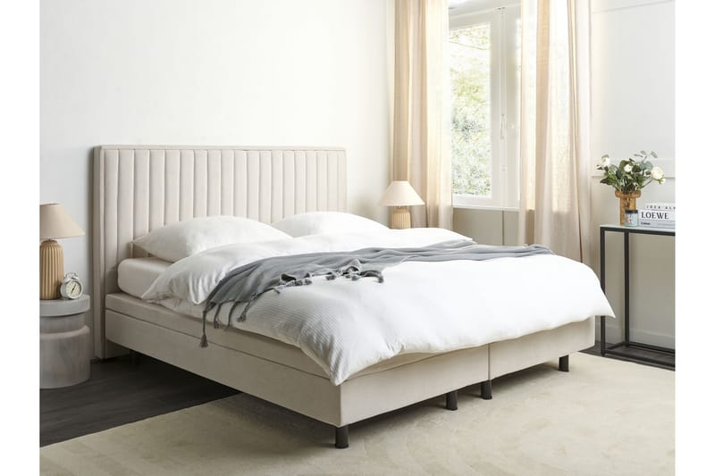 Carleigh Sänkykehys 180x200 cm - Beige - Huonekalut - Sänky - Sänkykehikot & sängynrungot