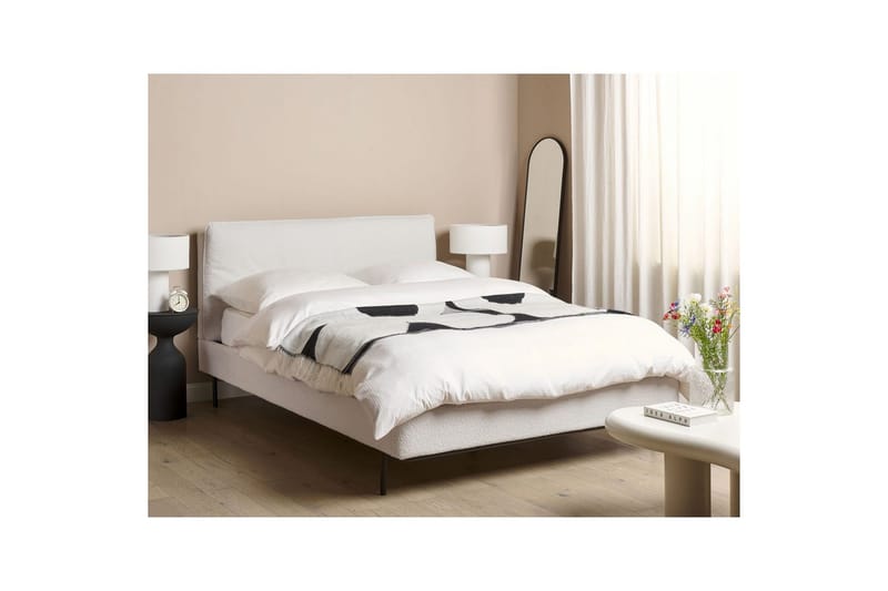 Dubbelsäng Beliani Corio med lamellram Beige-Svart, 140x200 cm White 140x200 - Huonekalut - Sänky - Runkopatjasängyt