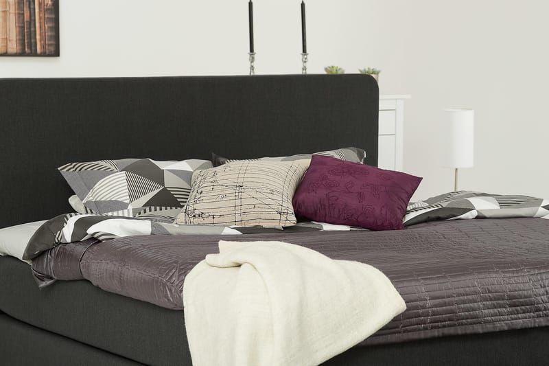 Jenkkisänky Dolly 180x200 Tummanharmaa Mustat jalat - Memoryvaahto - Huonekalut - Sänky - Parisänky