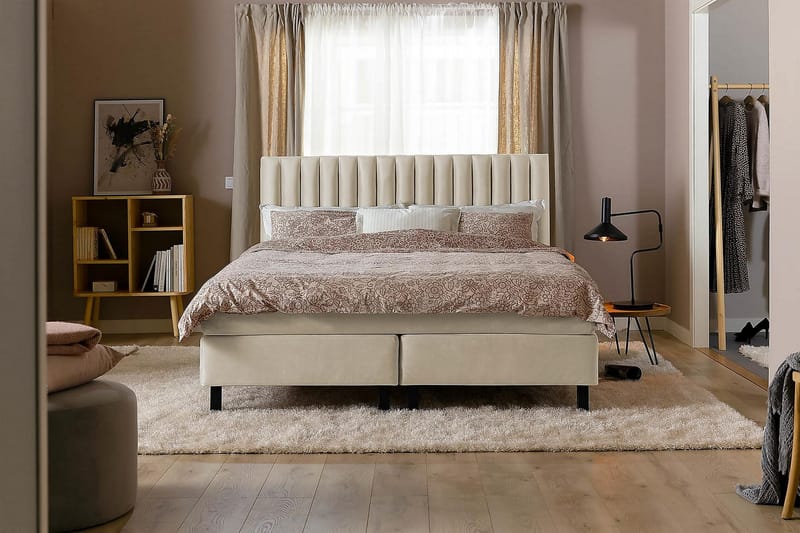 Jenkkisänky Juliett 160x200cm - Beige/Sametti - Huonekalut - Sänky - Jenkkisängyt
