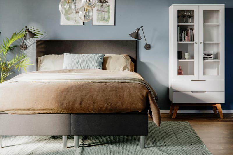 Jenkkisänky Lago 180x200 - Musta - Huonekalut - Sänky - Jenkkisängyt