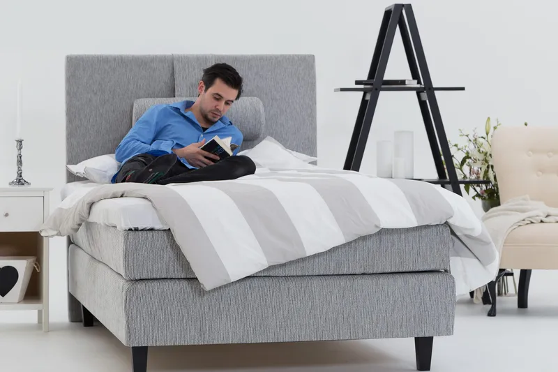 Jenkkisänky Longford 120x200 Kova Polyeetterivaahto - Vaaleanharmaa - Huonekalut - Sänky - Yhden hengen sängyt