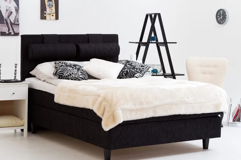 Jenkkisänky Longford 140x200 Kova Polyeetterivaahto - Musta - Huonekalut - Sänky - Parisänky