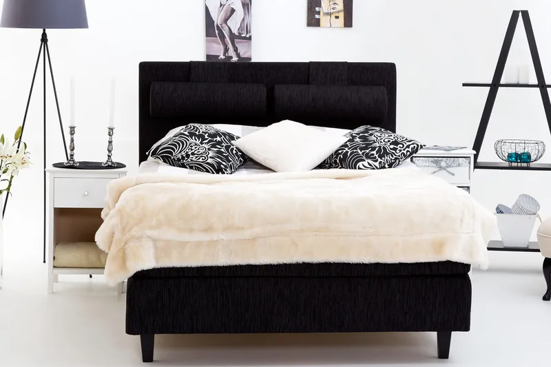 Jenkkisänky Longford 140x200 Kova Polyeetterivaahto - Musta - Huonekalut - Sänky - Parisänky