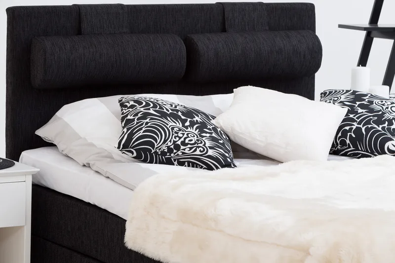 Jenkkisänky Longford 140x200 Kova Polyeetterivaahto - Musta - Huonekalut - Sänky - Parisänky