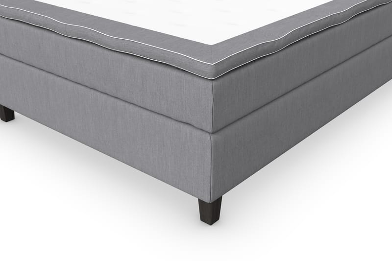 Jenkkisänky Roma Lyx 140x200 - Vaaleanharmaa/Mustat jalat - Huonekalut - Sänky - Jenkkisängyt