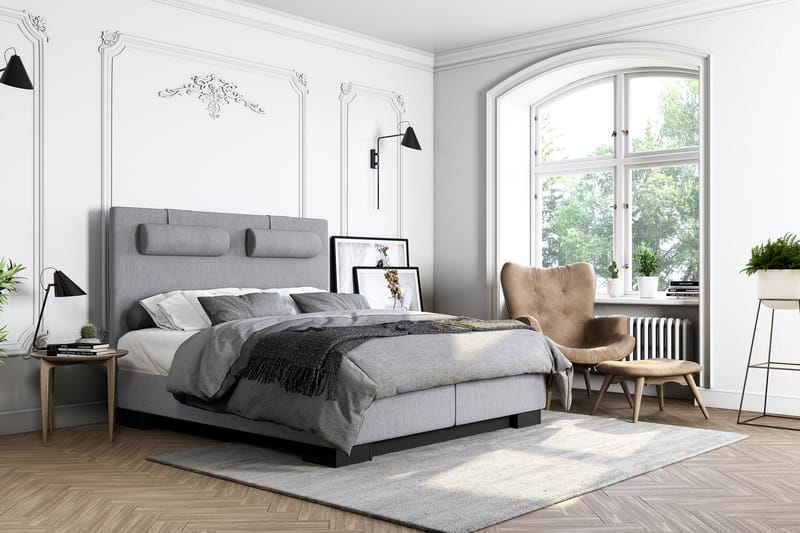 Jenkkisänky Romance Lyx 180x200 - Vaaleanharmaa/Musta sokkeli - Huonekalut - Sänky - Jenkkisängyt