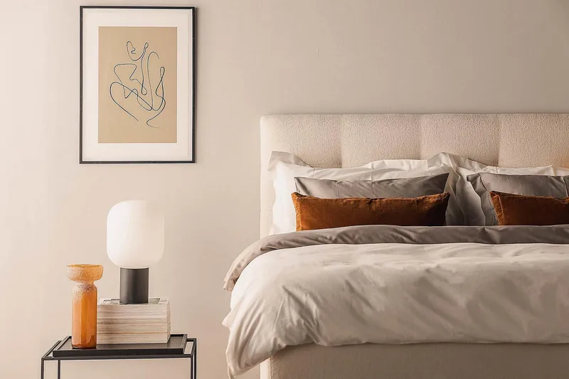 Oslo Lyx Luxe Täydellinen Sänkypaketti Jenkkisänky 180x200 cm sängynpäädyllä - Vaaleabeige - Huonekalut - Sänky - Jenkkisängyt