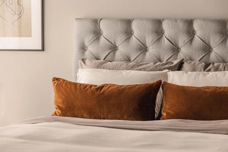 Sänkypaketti Oslo Lyx 120x200 cm Buklee Topattu pääty - Harmaa - Huonekalut - Sänky - Parisänky