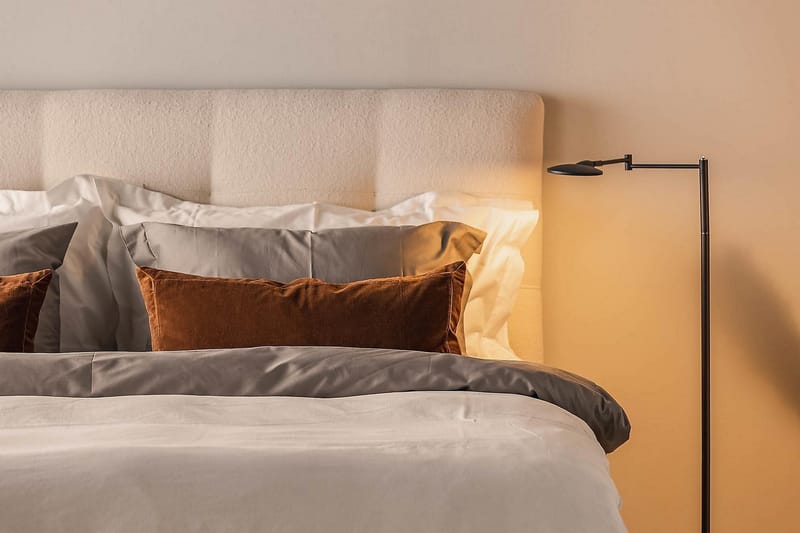 Sänkypaketti Oslo Lyx 160x200 cm Buklee Napillinen pääty - Vaaleabeige - Huonekalut - Sänky - Jenkkisängyt