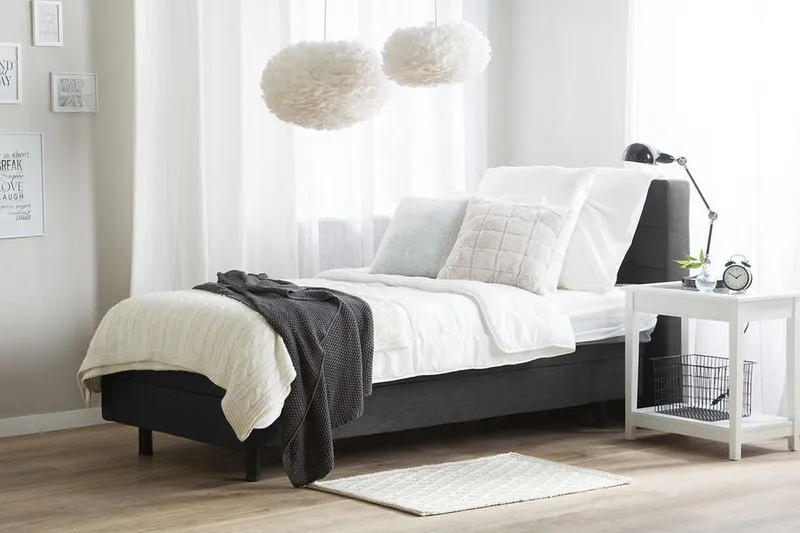 Sänky Kisterud Ställbar 80x200 cm - Harmaa - Huonekalut - Sänky - Moottorisänky