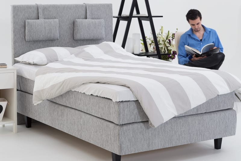 Jenkkisänky Longford 140x200 Kova Polyeetterivaahto - Vaaleanharmaa - Huonekalut - Sänky - Parisänky