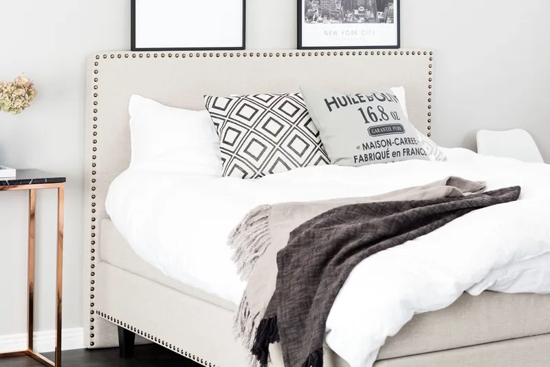 Jenkkisänky Roosalie 180x200 - Beige - Huonekalut - Sänky - Parisänky